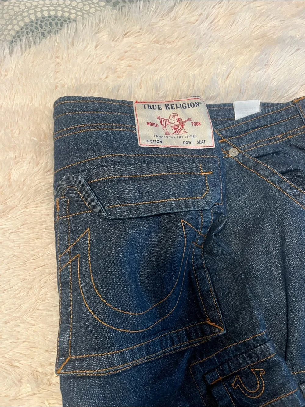 True Religion shorts sz 40